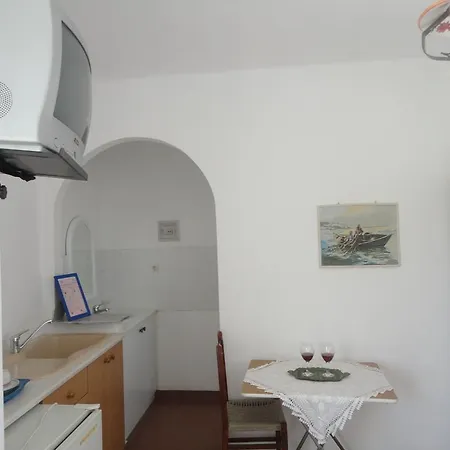 Apartment Captain Menegos Parikia (Paros)